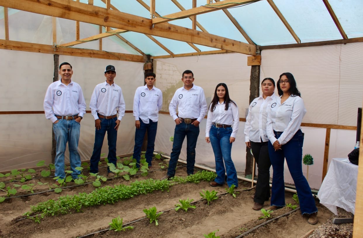 Realiza la UT de Camargo feria de proyectos integradores en sus tres unidades académicas