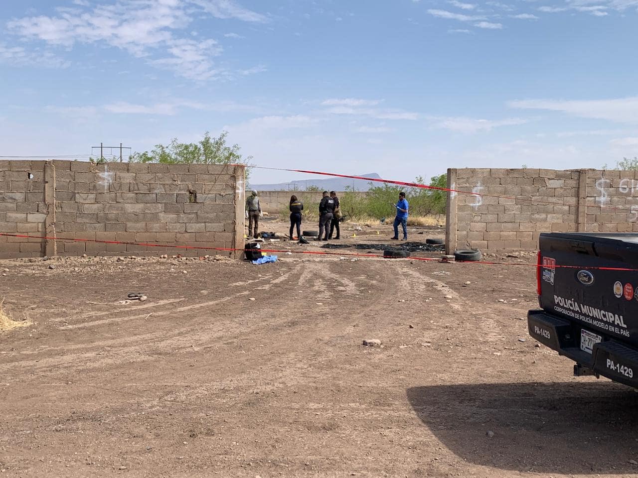 Localizan cuerpo de hombre apuñalado al sur de la ciudad