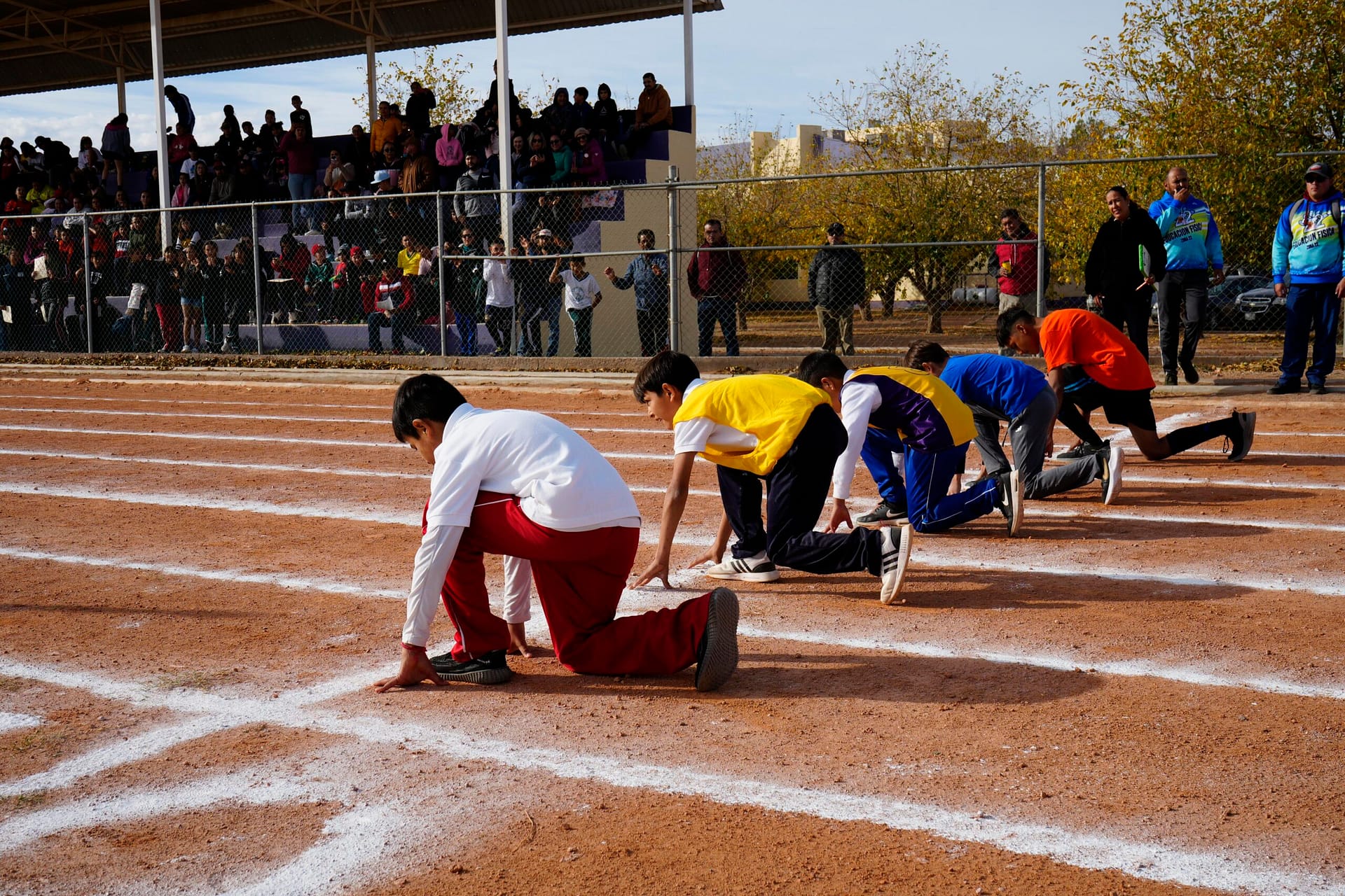 Participan más de 800 estudiantes en Juegos Deportivos de Educación Básica en la Región Casas Grandes