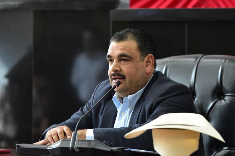 Fruticultura está en riesgo por sequía; busca Luis Fernando Chacón alternativas para productores de Guerrero